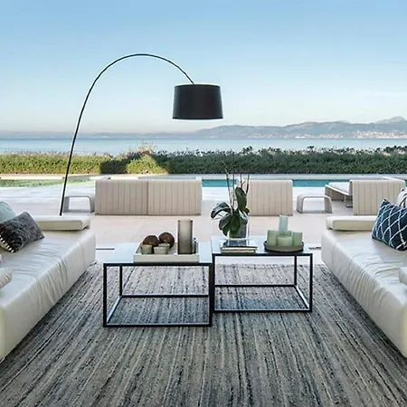 Villa Palma Bay Front Line